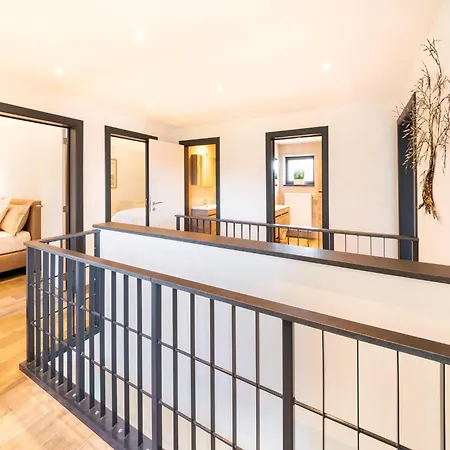 Luxurious Family With Garden Holiday home *