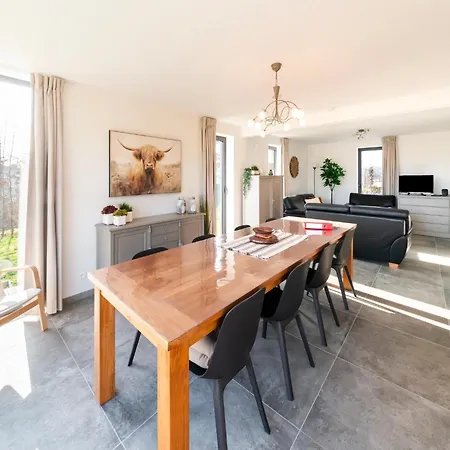 Stylish In Petit-Thier