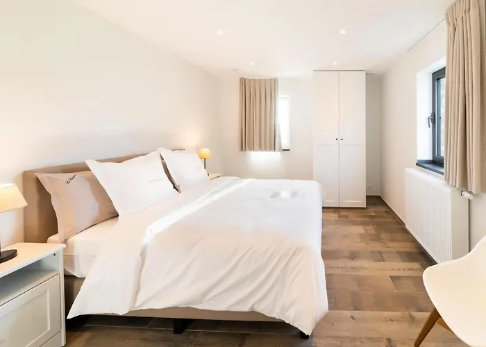 Vakantiehuis Stylish In Petit-Thier