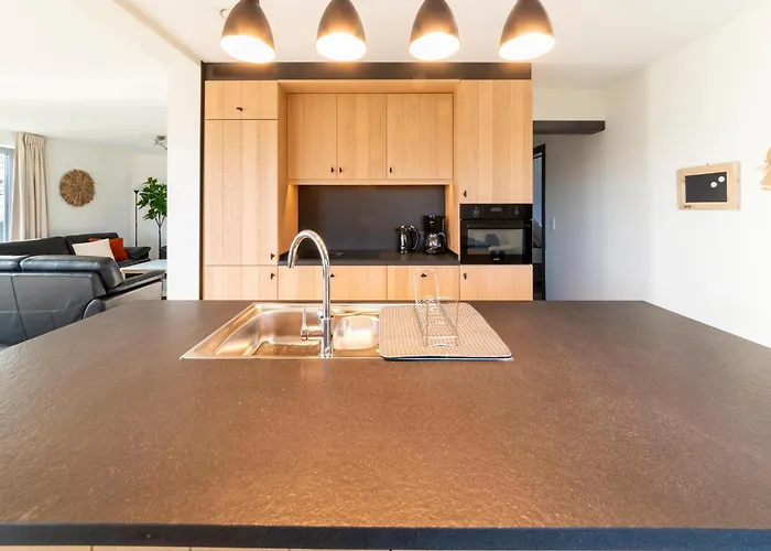 Stylish In Petit-Thier